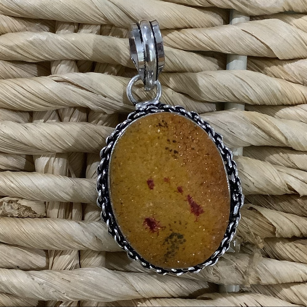 Druzy yellow Quartz Pendant